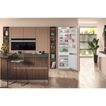 Hotpoint built in fridge freezer 70/30 - HTC20T322